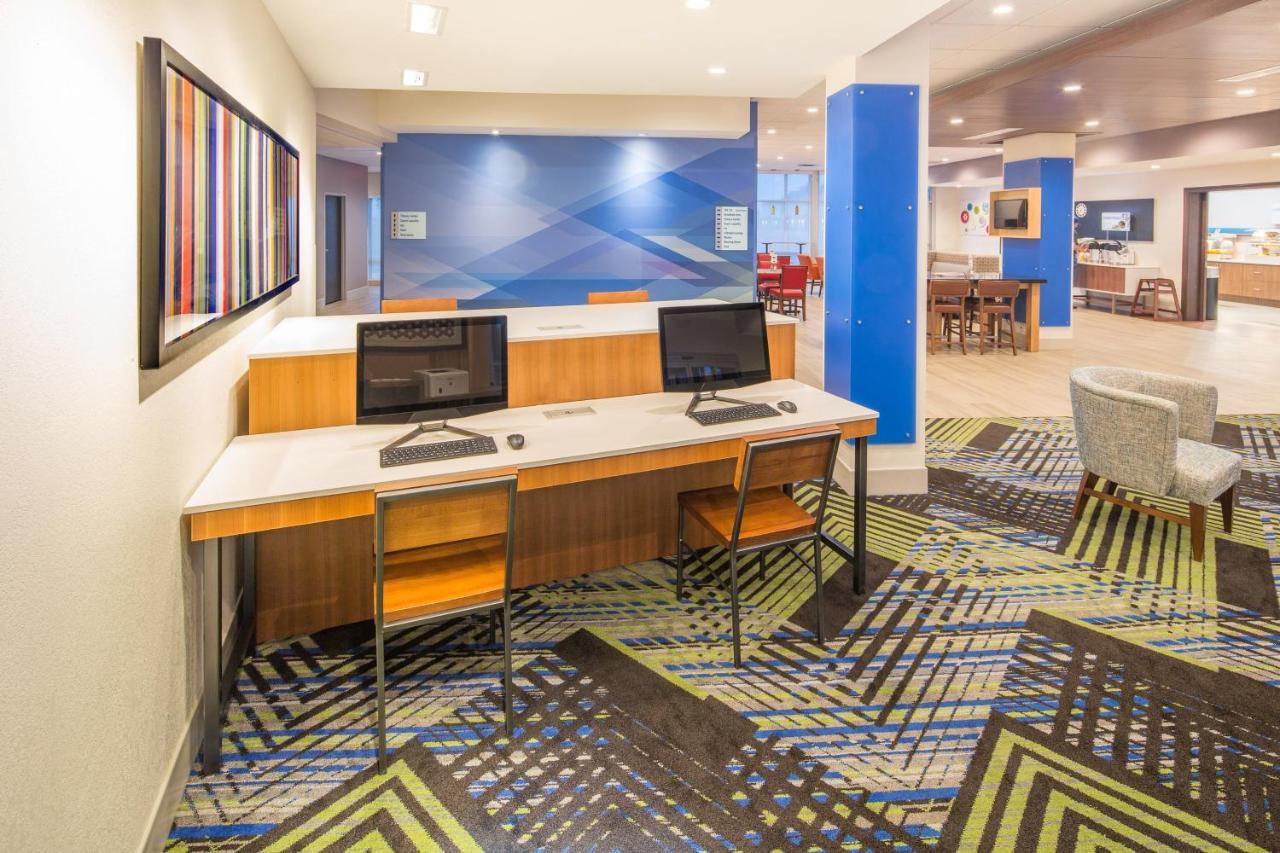 Holiday Inn Express & Suites - Indianapolis Nw - Zionsville By Ihg Whitestown Exterior foto
